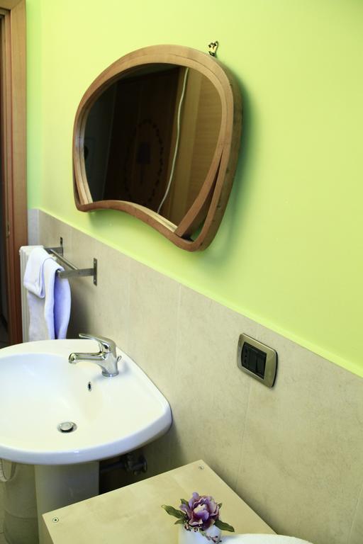 B&B L'Angoletto Авелліно Номер фото